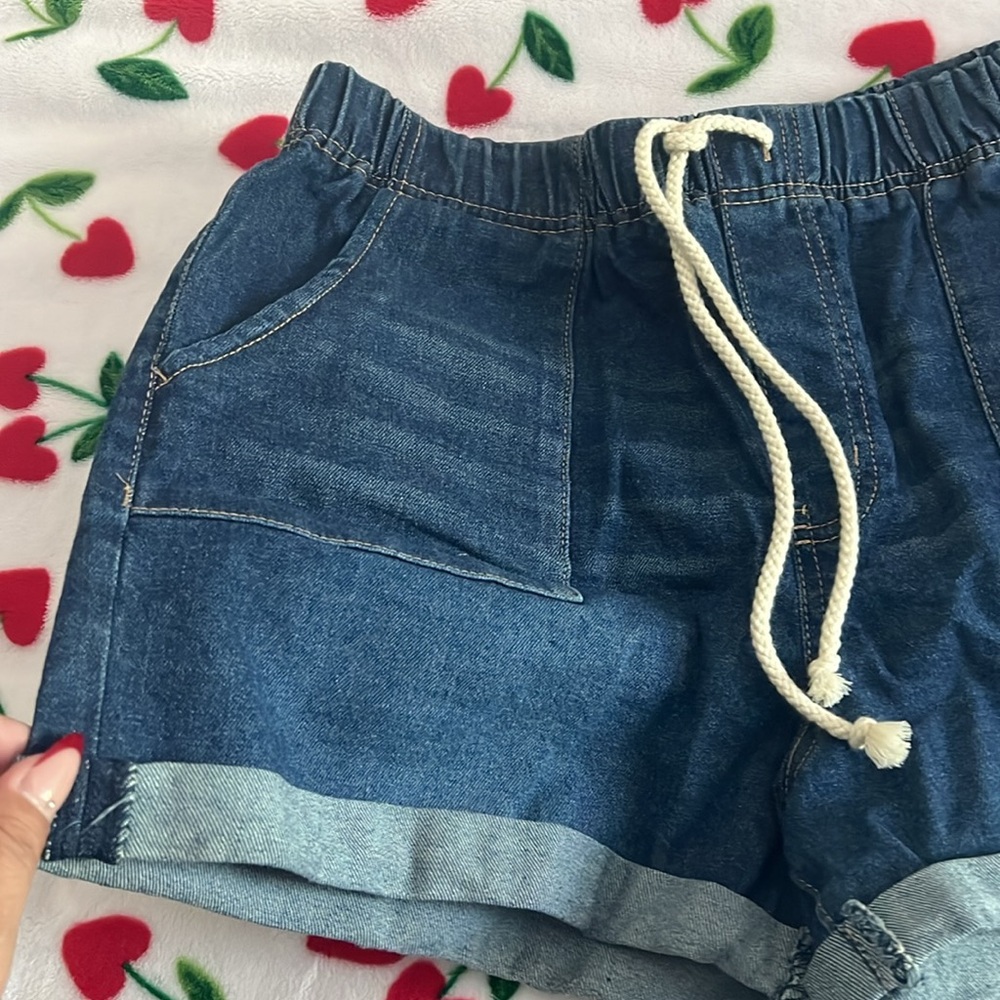 Steve Madden Blue Jean Shorts - Picture 3 of 6
